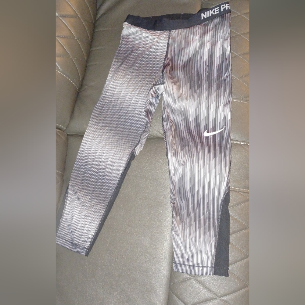 Nike Capri leggings